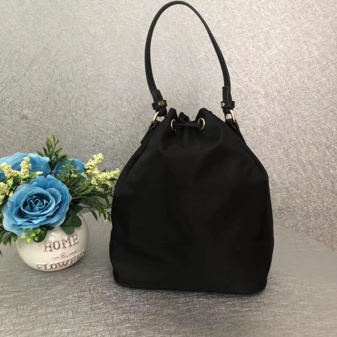 Designers Drawstring bags luxury Bucket bag mini handel handbags Canvas pouch women lady messenger bag satchel chain shoulder Purse Designer vintage sacoche