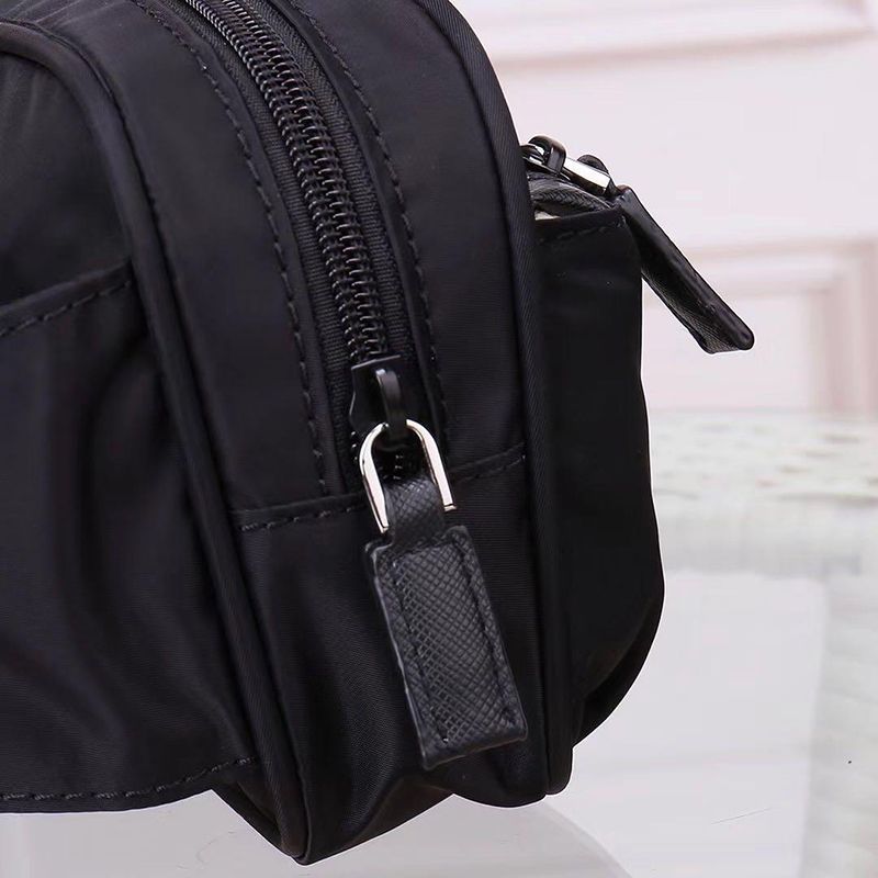 dicky0750 designer waist bag Classic parachute fabric shoulder bags designers men women multifunctional chest pockets fashion storage wholesale