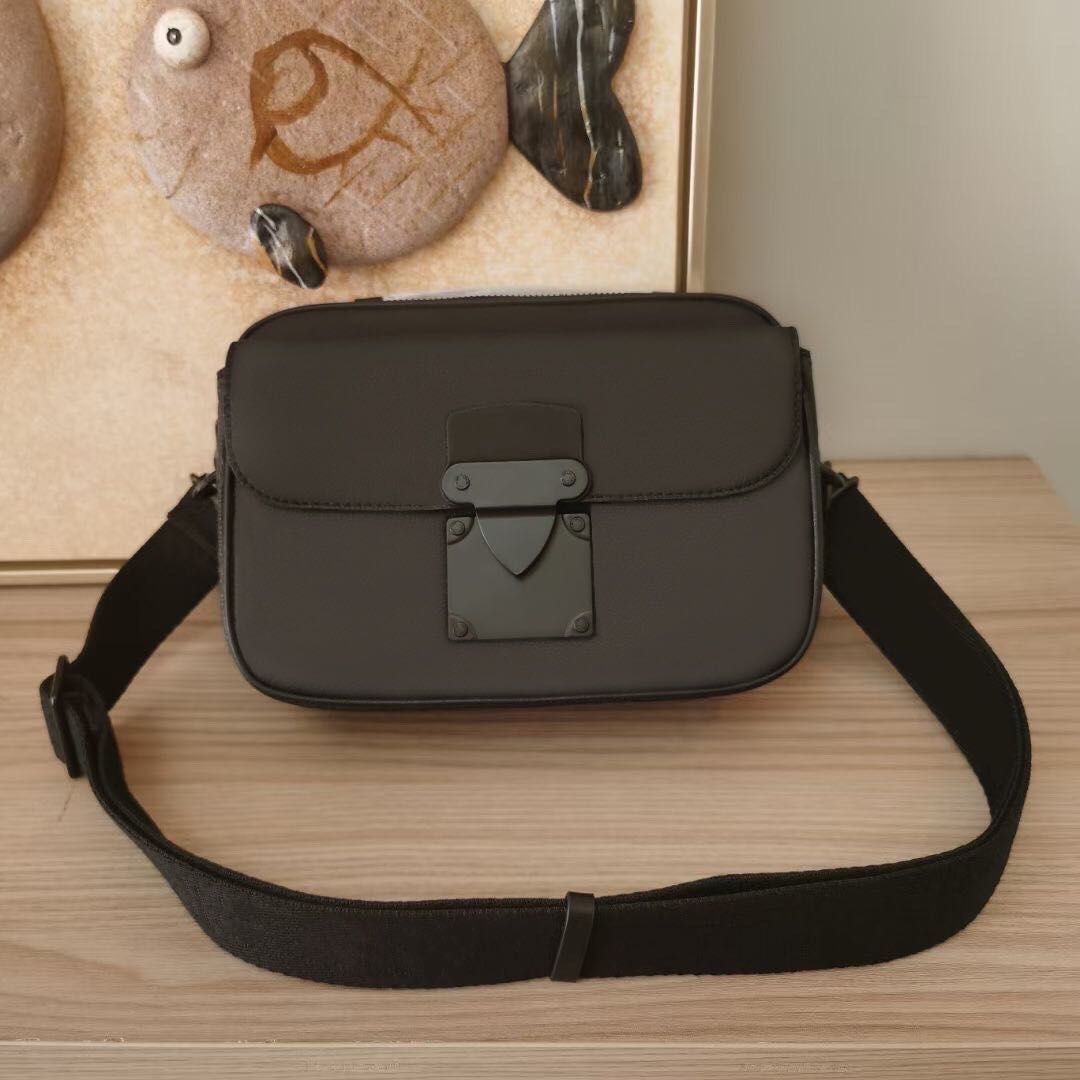 Mini Messenger bag designer shoulder bags Satchels for women S lock Fashion Cross Body Luxury leather handbags lady purse Detachable shoulder strap Flap Thread