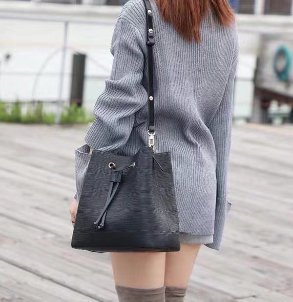 Excellent Quality Orignal real leather fashion women shoulder bag Tote designer handbags presbyopic shopping bag purse luxury messenger bag