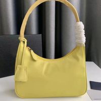 Nylon hobo yellow