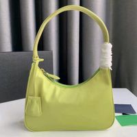 Nylon hobo light green