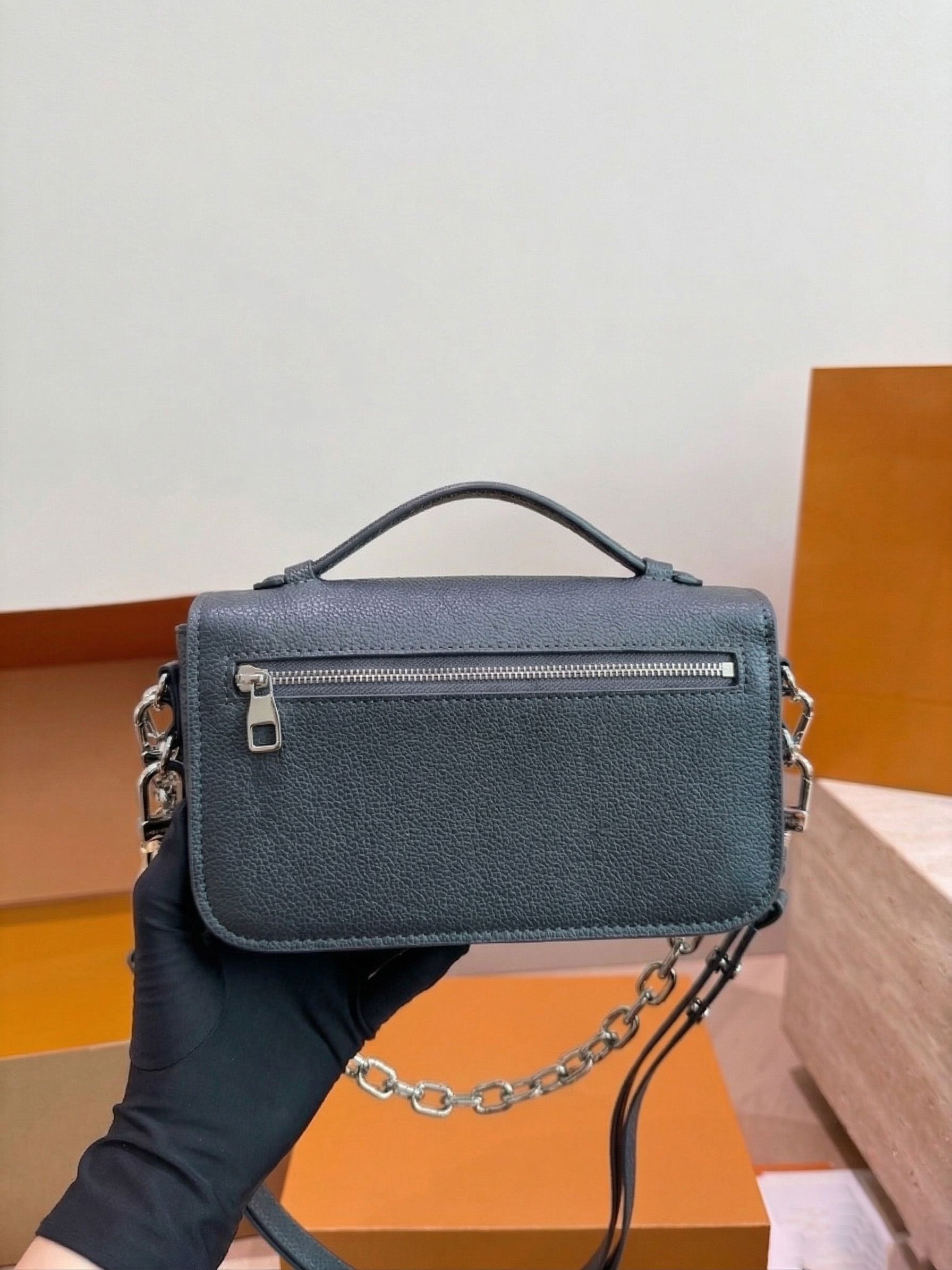 High Quality Real Cowhide Leather Boston Bag for Women Vintage Designer Handbags Luxury Ladies Shoulder Crossbody Bags Elegant Commuter Tote Bag Womens Purse PRPU